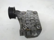 Кронштейн генератора Volkswagen Touareg 2