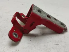 петля двери Dodge RAM