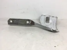 петля капота Volkswagen Touareg 2