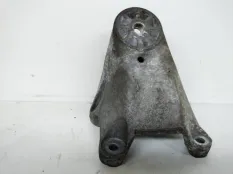 Кронштейн двигателя Audi Q7