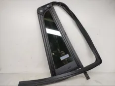 форточка двери Cadillac Escalade