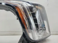 фара Cadillac Escalade