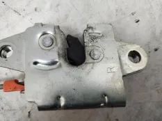 замок багажника Toyota Tundra