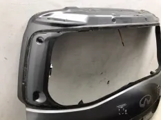 крышка багажника Infinity QX80