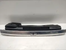Накладка замака багажника Audi Q7