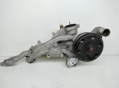 Помпа (водяной насос) GMC Yukon