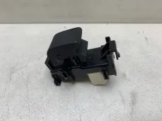 Кнопка стеклоподъёмника Toyota Tundra
