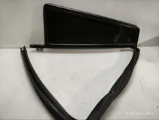 форточка двери GMC Yukon