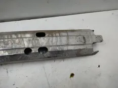 усилитель бампера Toyota Tundra