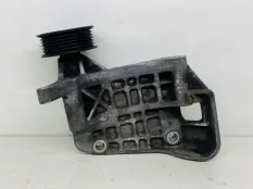 Кронштейн генератора Volkswagen Touareg 2