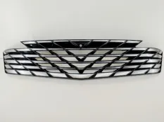 решетка радиатора Geely Atlas