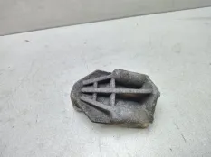 Кронштейн радиатора Volkswagen Touareg 2