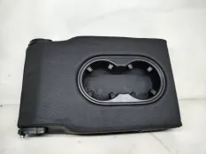 подлокотник Volkswagen Touareg 2