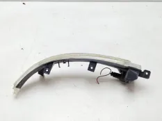 Поворотник в зеркало Volkswagen Touareg 2