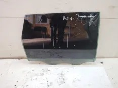 Стекло двери Volkswagen Touareg 2