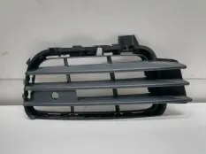 Решетка бампера Volkswagen Touareg 2