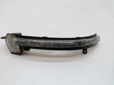 Поворотник в зеркало Volkswagen Touareg 2