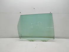 Стекло двери Volkswagen Touareg 2