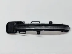 Поворотник в зеркало Chery Arrizo 8