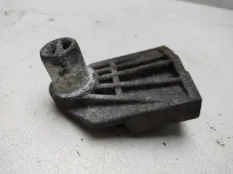 Кронштейн радиатора Volkswagen Touareg 2