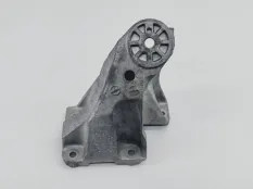 Кронштейн двигателя Volkswagen Touareg 2