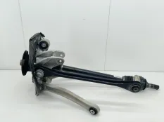 Кулак Volkswagen Touareg 2