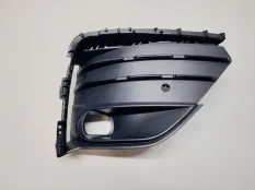 Накладка противотуманной фары Geely Tugella