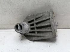 Кронштейн радиатора Volkswagen Touareg 2