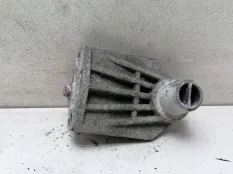 Кронштейн радиатора Volkswagen Touareg 2