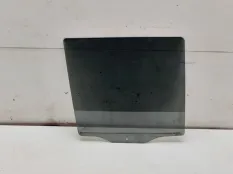 Стекло двери Volkswagen Amarok