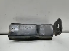 Кронштейн опоры редуктора Volkswagen Amarok