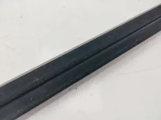 Уплотнитель стекла Jaecoo J7