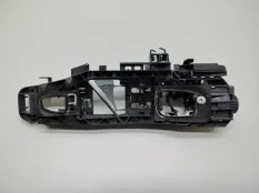 Кронштейн ручки Mercedes A200