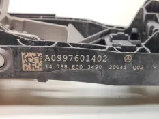 Кронштейн ручки Mercedes A200