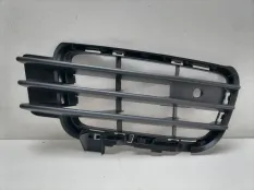 Решетка бампера Volkswagen Touareg 2