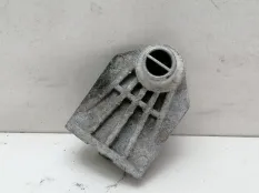 Кронштейн радиатора Volkswagen Touareg 2