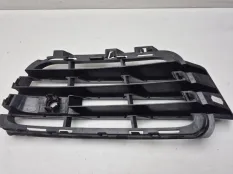 Решетка бампера Volkswagen Touareg 2