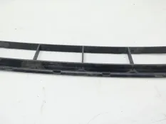 Решетка бампера Volkswagen Touareg 2