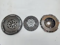 Маховик двухмассовый Mercedes CLA