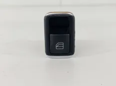 Кнопка стеклоподъёмника Mercedes CLA