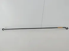 Упор капота Mercedes CLA