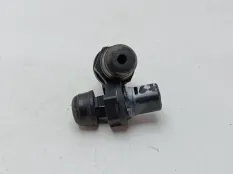 Отбойник двери багажника Volkswagen Touareg 2