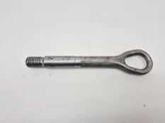 Крюк буксировочный Mercedes A180