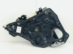 стеклоподъемник Mercedes CLA