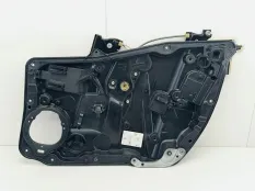 стеклоподъемник Mercedes CLA