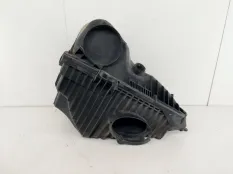 корпус воздушного фильтра Volkswagen Touareg 2