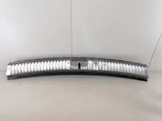 Накладка замка багажника Volkswagen Touareg 2