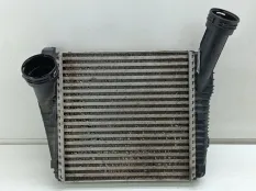 интеркулер Volkswagen Touareg 2