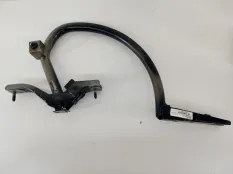 Петля багажника Mercedes CLA