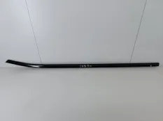 молдинг стекла BMW X4